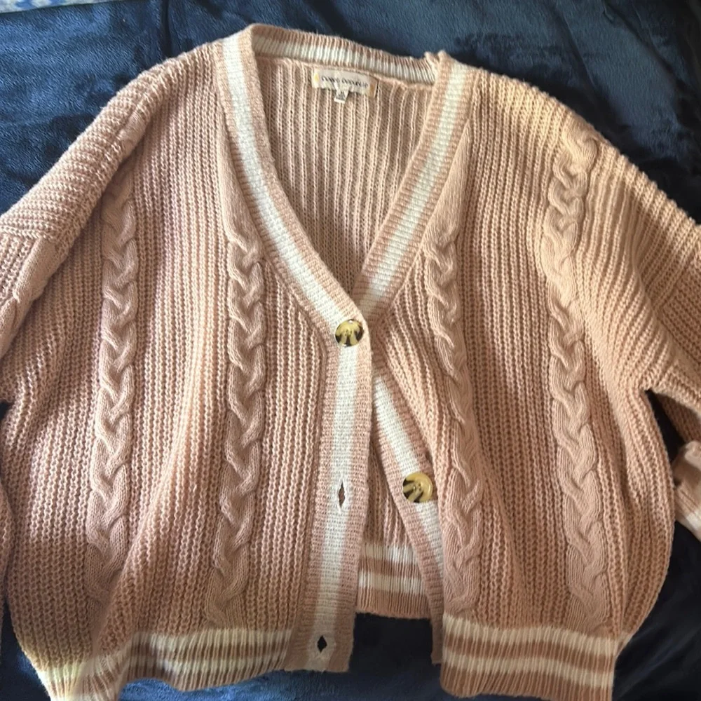 Cardigan - Picture 1 of 3